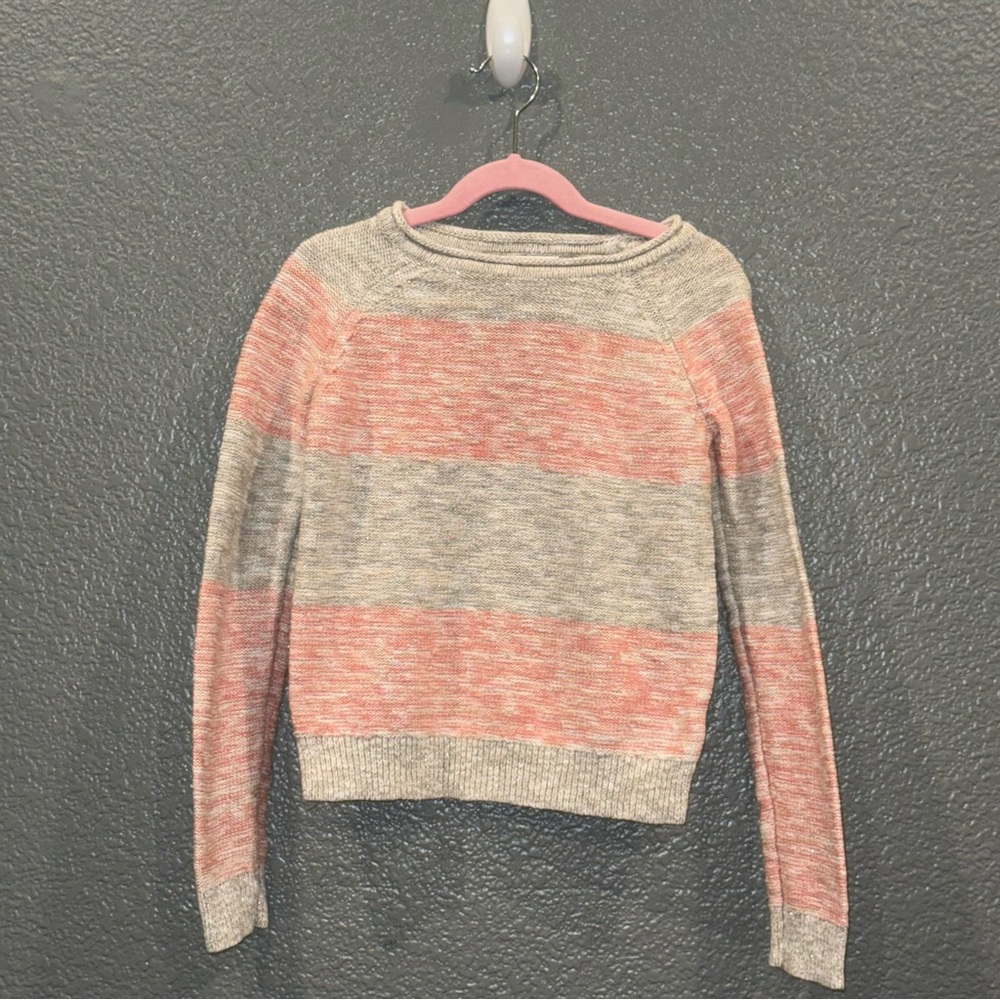 Girls Cat & Jack Size Medium 7/8 Gray Silver Red Striped Long Sleeve Sweater Top